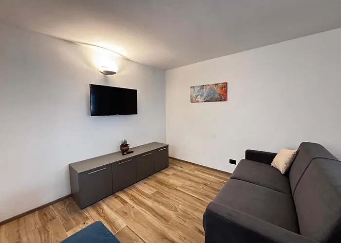 Апартаменты Casa Mariett - Larihome A92 *