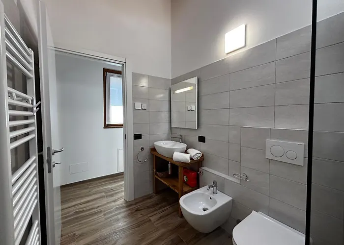 Апартаменты Casa Mariett - Larihome A92 Граведона