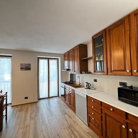 Casa Mariett - Larihome A92 Apartment Gravedona