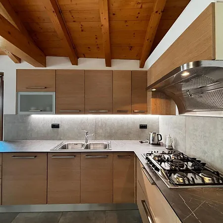 Casa Mariett - Larihome A92 Apartment Gravedona