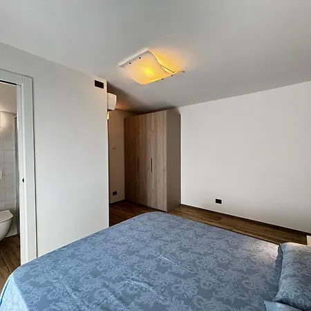 Casa Mariett - Larihome A92 Lägenhet *
